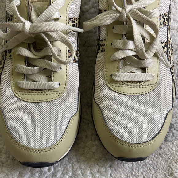 ASICS Tiger Runner Birch/Sand Sneakers - Picture 3 of 10